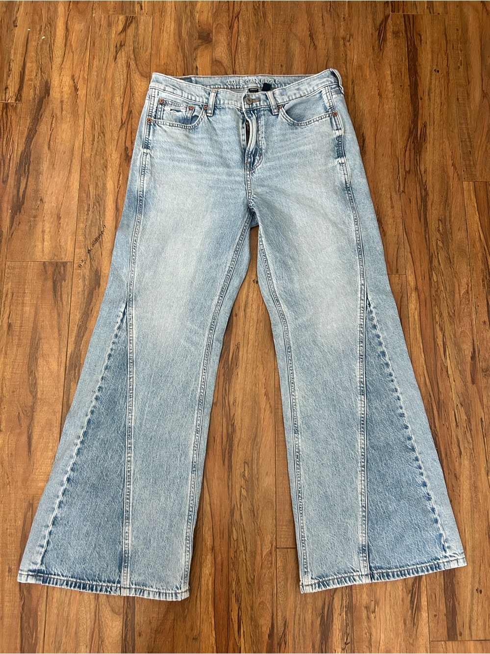 AE Jeans - Picture 4 of 6